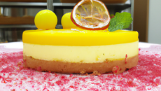 Mousse aux Pim et génoise citron