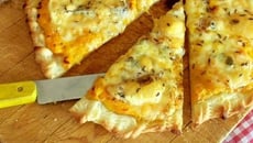 Flammekueche aux carottes et au Munster