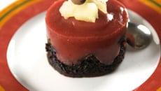 Fondant chocolat, poires et fraises