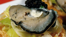 Profiteroles d'huîtres Arcachon Cap-Ferret au caviar d'aquitaine