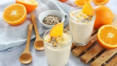 Smoothie à l'orange, banane et son d'avoine