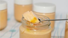 Yaourt au safran et à la fleur d'oranger