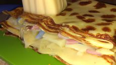 Millefeuille de crêpes à la raclette