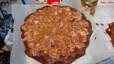 Gateau au chocolat et son nappage corn flakes et mars