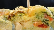 Frittata aux courgettes, tomate et fromage