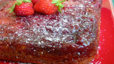 Gâteau tatin aux fraises caramel au Vvnaigre balsamique