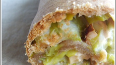 Rouleau comme une tarte au poireau et tofu fumé