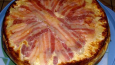Quiche Tatin : pommes de terre, lard et fromage