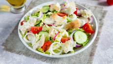 Fattouche : salade aux croûtons