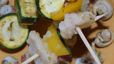 Brochettes de lotte aux légumes