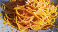 Spaghettis marines au safran