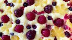 Tarte façon clafoutis ananas mûres framboises