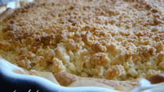 Tarte de crumble aux pommes et aux amandes