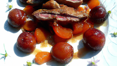 Magret de canard sucré-salé aux pêches