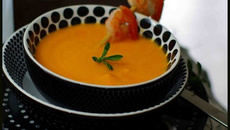 Velouté de courge musquée au lait de coco, citronnelle et gingembre