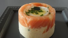 Aspic au saumon fumé & mousse de crabe