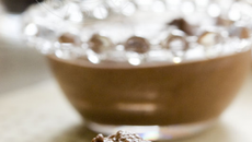 Mousse fondante à la crème de marron et au chocolat