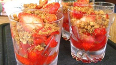Crumble aux fraises facile