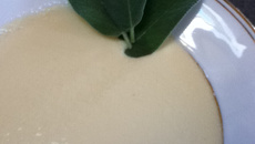 La crème anglaise à la sauge