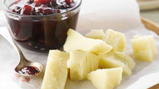 Comté et compote de cerises du Nord