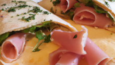 Tortillas jambon-fromage aux herbes