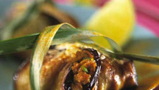 Pannequet de porc aux aubergines, sauce colombo