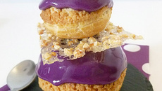 Religieuse à la figue et au lait d'amande