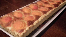 Tarte aux abricots et nougat
