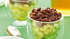 Riz soufflé chocolaté  façon crumble à l'ananas frais