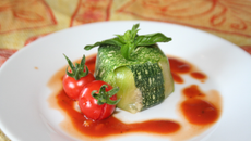 Dôme du soleil (aubergine, courgette, tomate)