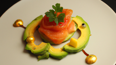 Saumon sur son lit d'avocat