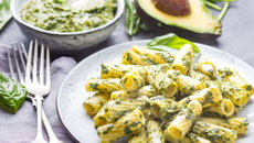 Pates aux amandes et à l'avocat