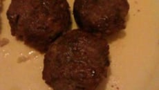 Boulettes de bœuf parfumées aux oignons blancs