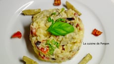 Risotto aux artichauts, tomates confites et lardons