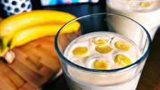 Smoothie, banane et tonka