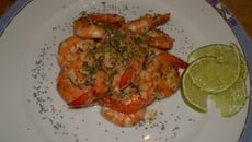 Crevettes roses tièdes au lait de coco