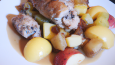 Chapon aux pommes et au boudin