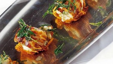 Médaillon de lotte au lard fumé et à la Fourme d'Ambert