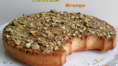 Moelleux aux pistaches et au sirop à l'orange et au miel