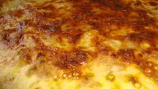 Quiche gratinée au saumon et crème fraîche