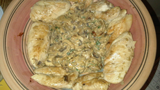 Poulet à la moutarde, à l'estragon et aux champignons