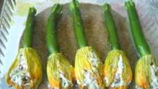 Fleurs de courgette farcies