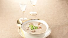 Velouté de châtaignes aux champignons des bois