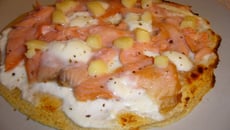 Pizza au saumon légère