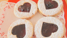 Sablé de la saint valentin : coco/  framboise