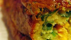 Cake roquette, truite et wasabi