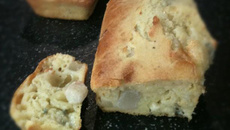 Cake à la poire et à la fourme d'Ambert