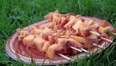 Brochettes melon - jambon de Bayonne