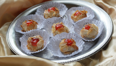 M'chewek aux amandes