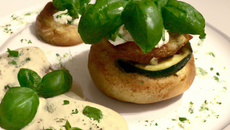 Baba à la courgette et au basilic